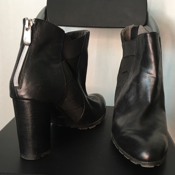 Adrienne Vittadini heeled ankle boots SIZE 9 1/2 - Picture 2 of 3
